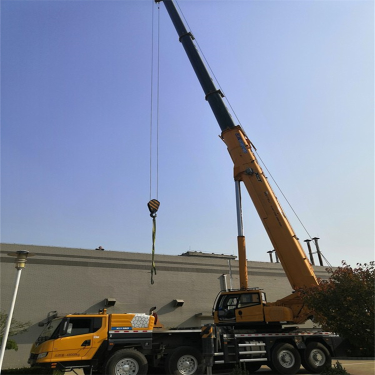 启东 选择汽车吊租赁的秘诀与联系方式指南